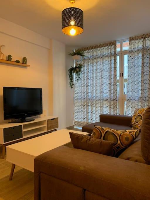 Ideal Apartamento En El Barrio De Las Delicias Málaga Kültér fotó