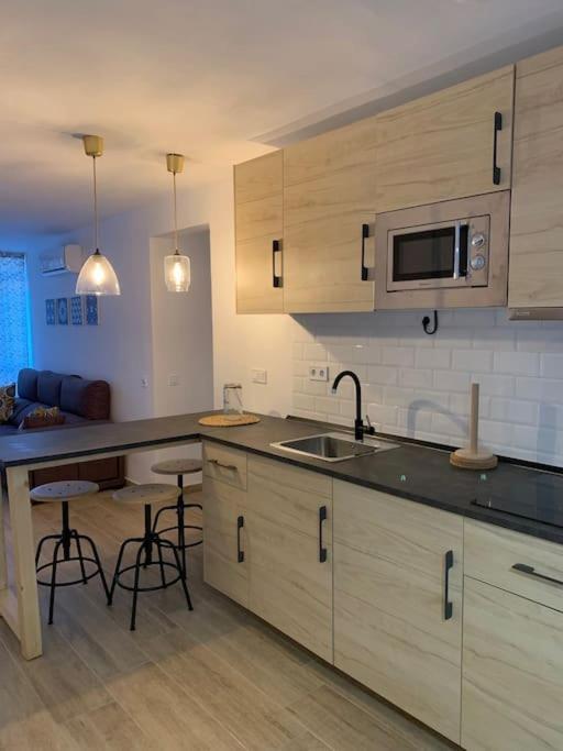 Ideal Apartamento En El Barrio De Las Delicias Málaga Kültér fotó